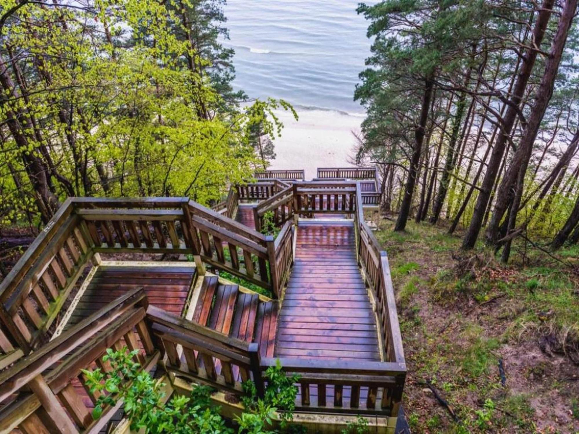 Cozy Apartment 600M From The Sea, Miedzyzdroje Esterno foto